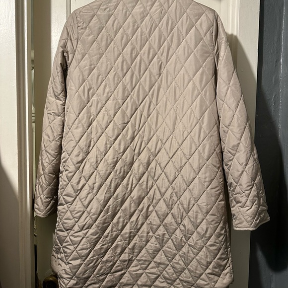 Quilted Women’s Jacket Tan with Plaid lining. Medium NWOT - Picture 5 of 6